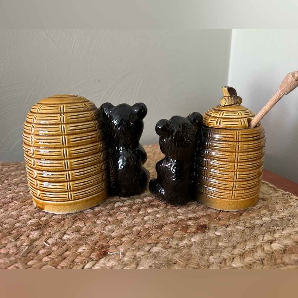 Vintage Antique Honey Bear ceramic glazed honey jar with lid and coin bank set - Picture 2 of 6